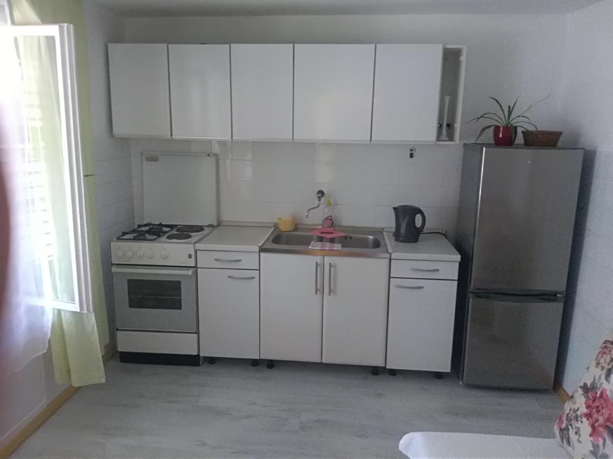 Apartmani Krbelica 1 プリモシュテン エクステリア 写真